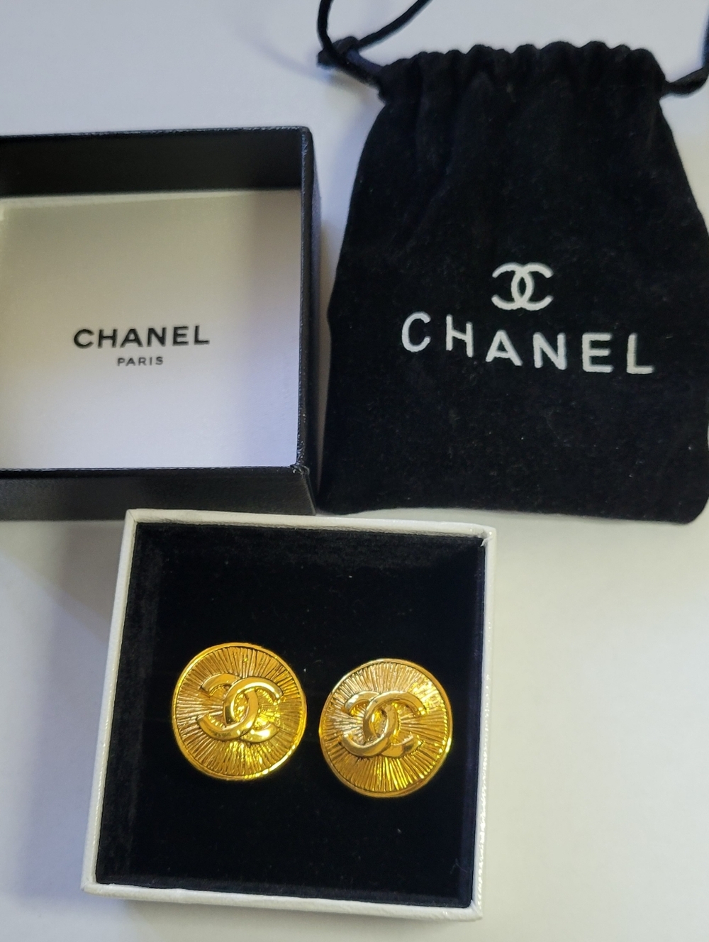 Authentic CHANEL Coco Clip Earrings,with Certificate of Authenticity